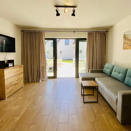 Two-story Cottages, Pool, Air Conditioning Holiday home